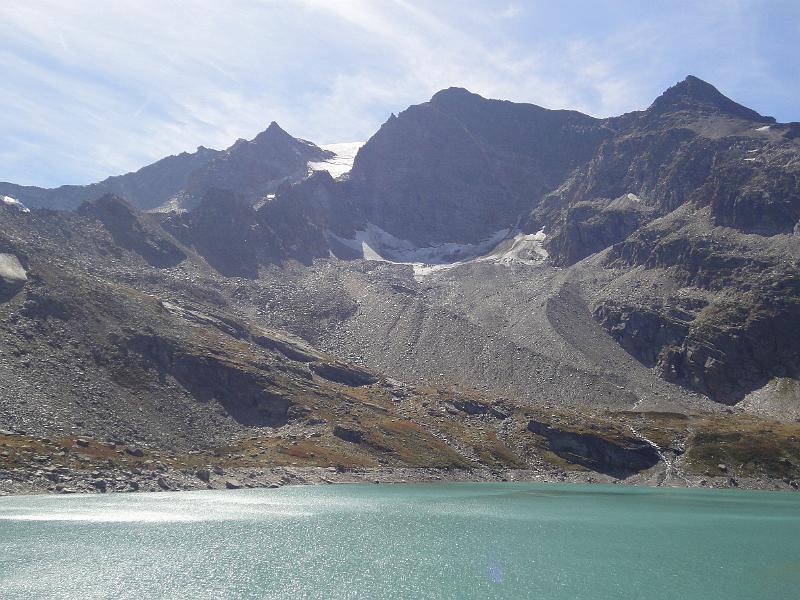 01 lago del serrù.JPG